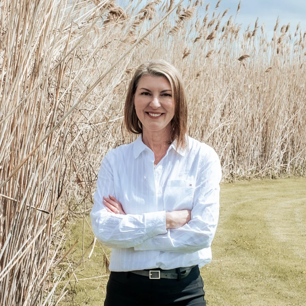 Jennifer Brucculeri, Senior Customer Service Rep